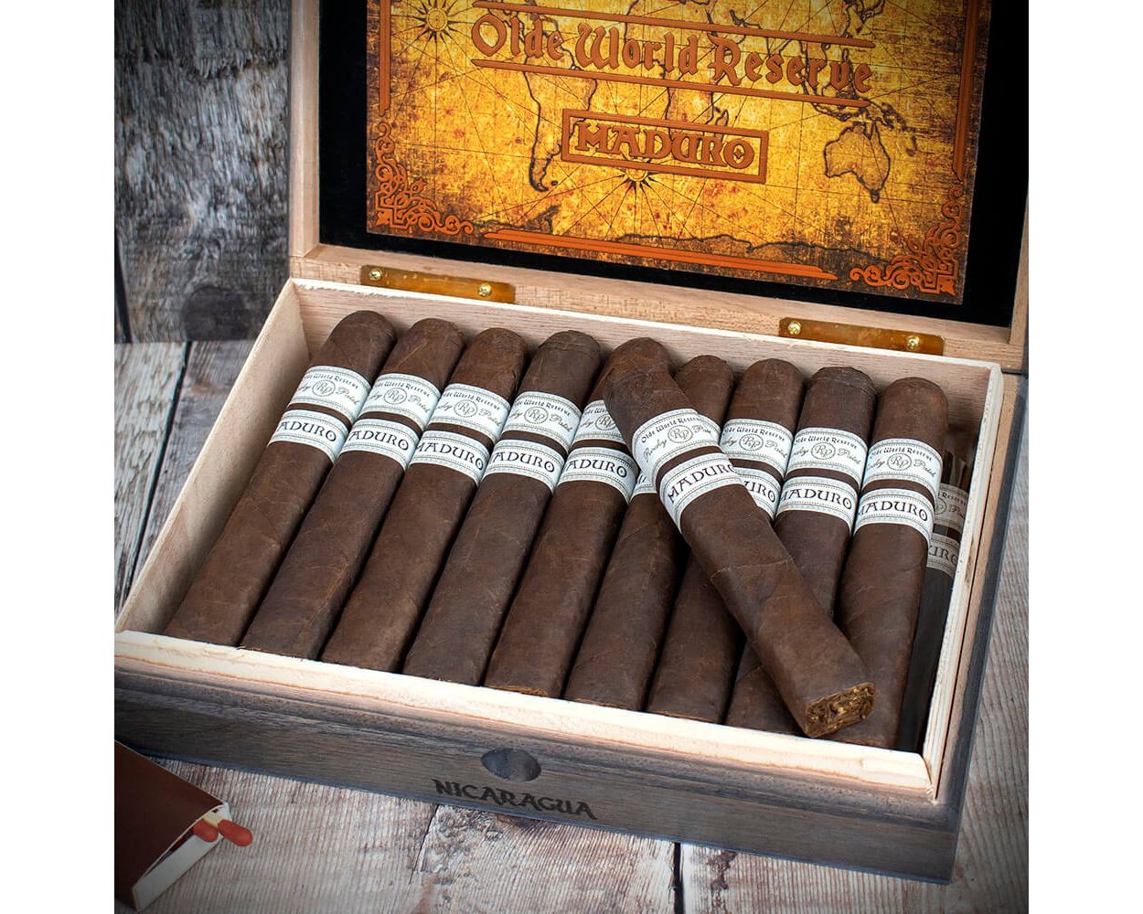 Rocky Patel Olde World Reserve Maduro Robusto Cigars -Box (20)